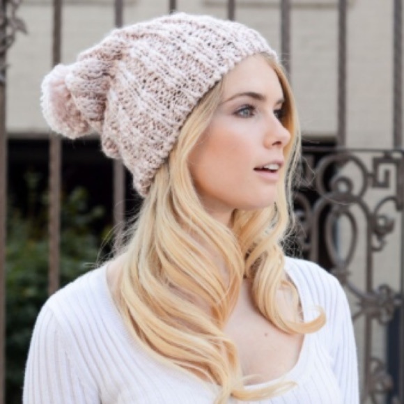 Accessories - Baby Pink Slouchy Pom Beanie